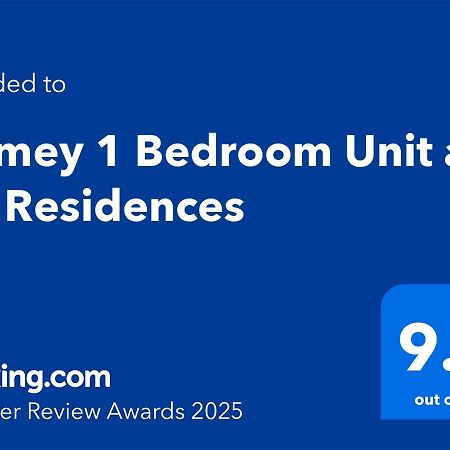 Homey 1 Bedroom Unit At Air Residences Макати Экстерьер фото