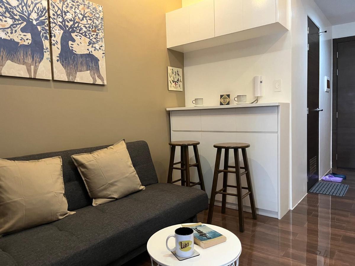 Homey 1 Bedroom Unit At Air Residences Макати Экстерьер фото